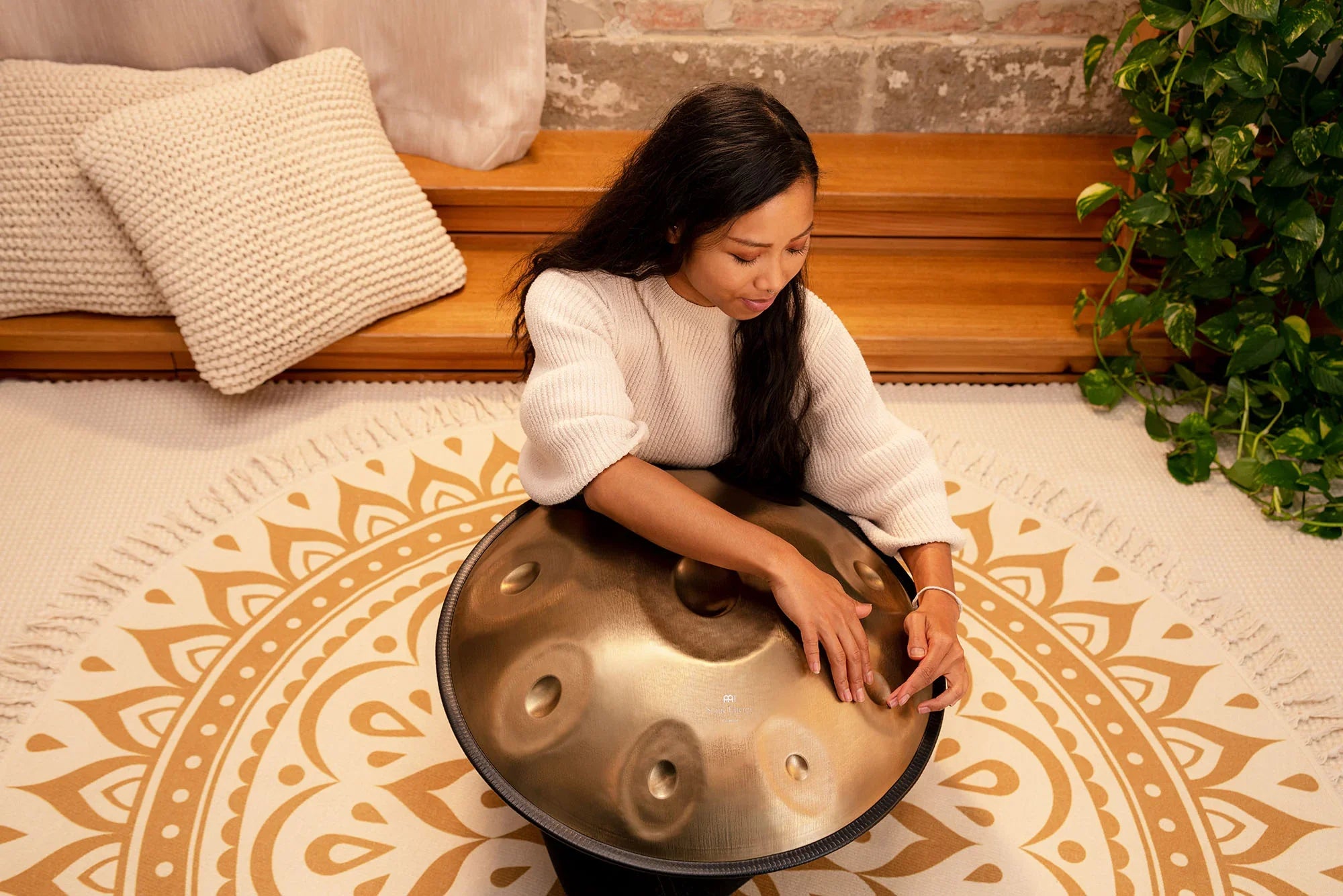 HPSTL91_web_lifestyle_04 - Spirit of Sounds