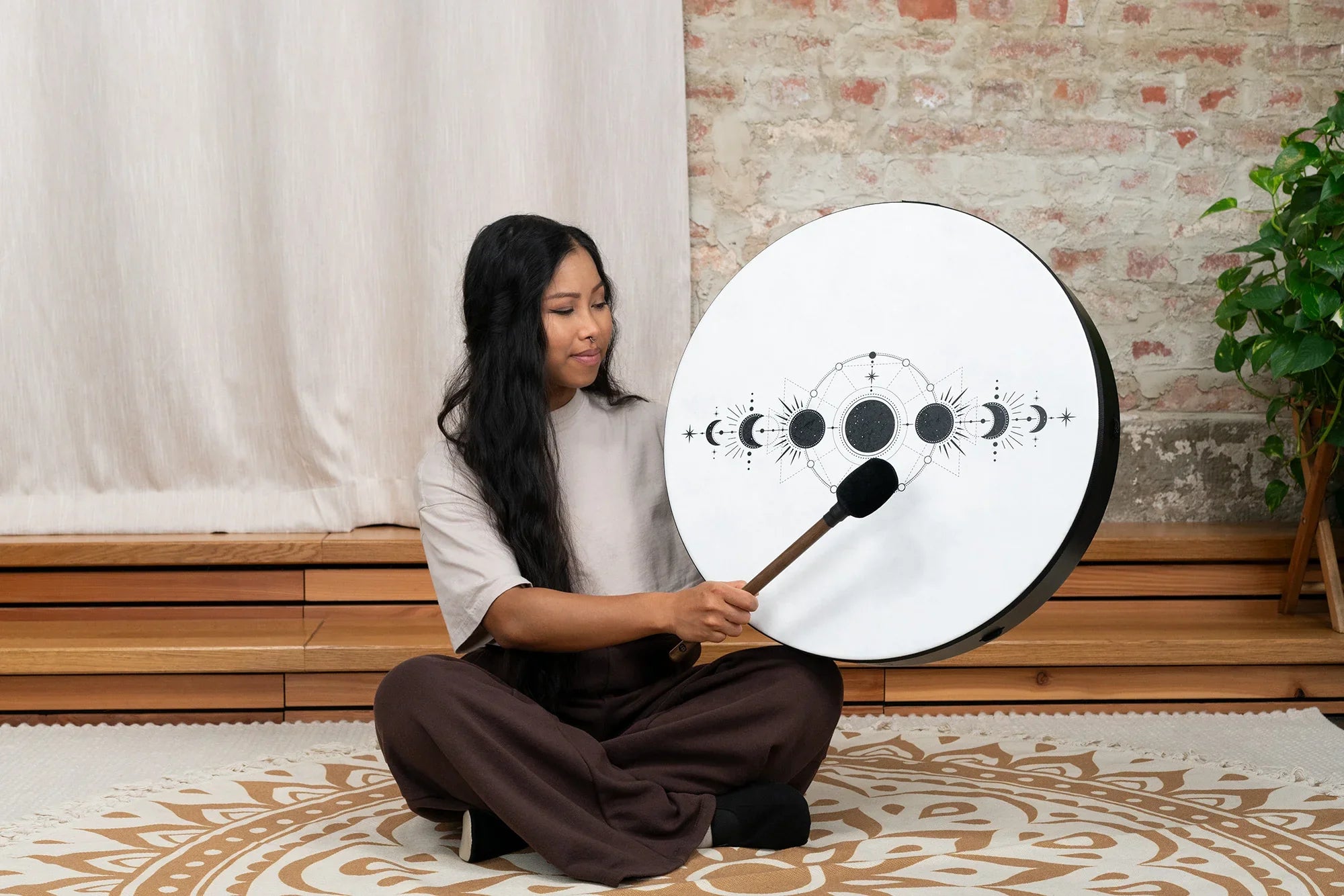 22" Ritual Drum, Moon Phases, True Feel Synthetic Head - Spirit of Sounds
