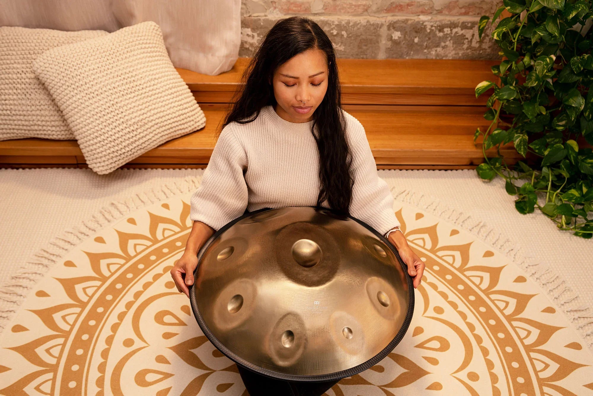 HPSTL90_web_lifestyle_03 - Spirit of Sounds